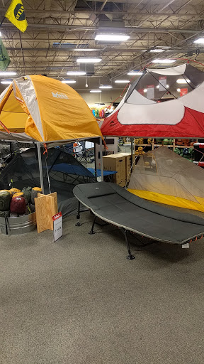 Camping Store «REI», reviews and photos, 710 S Rampart Blvd, Las Vegas, NV 89145, USA