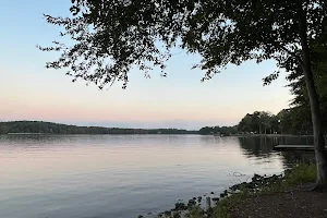 Lake Peachtree image