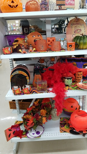 Thrift Store «Savers», reviews and photos, 1545 Parkmoor Ave, San Jose, CA 95128, USA