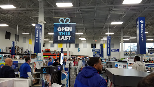 Electronics Store «Best Buy», reviews and photos, 5555 Glenway Ave #550, Cincinnati, OH 45238, USA