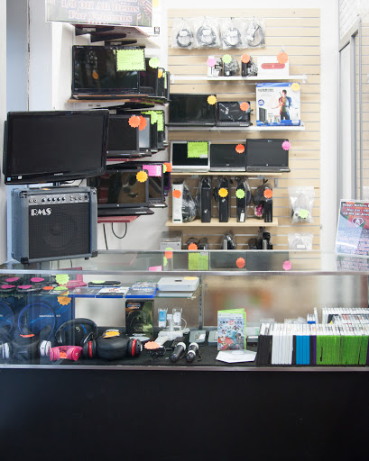 Pawn Shop «Western Loan & Jewelry», reviews and photos, 1524 Del Paso Blvd, Sacramento, CA 95815, USA