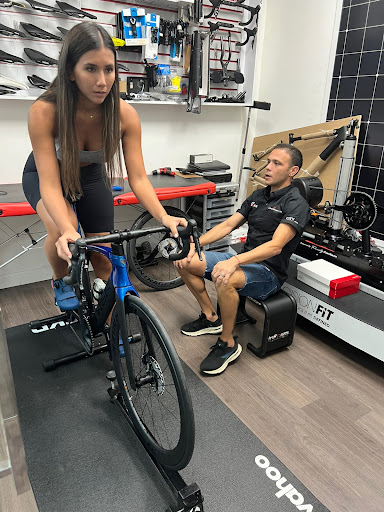 Bicycle Store «City Bikes Aventura», reviews and photos, 20335 Biscayne Blvd, Aventura, FL 33180, USA