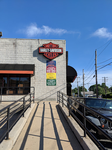 Motorcycle Dealer «Harley-Davidson of Nassau County», reviews and photos, 2428 Sunrise Hwy, Bellmore, NY 11710, USA