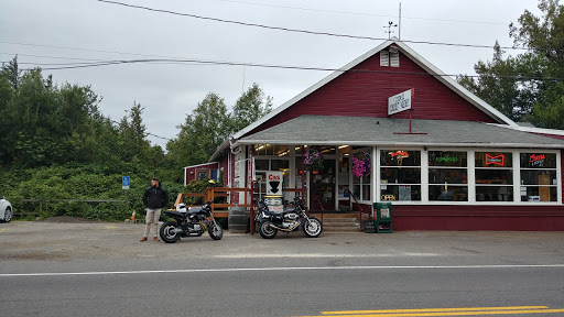 Grocery Store «Corbett Country Market», reviews and photos, 36801 Historic Columbia River Hwy, Corbett, OR 97019, USA