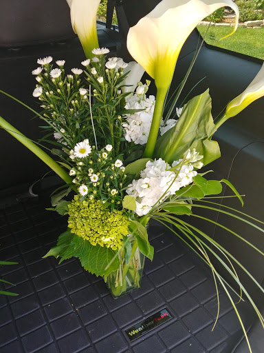 Florist «Pretty Petals Florist», reviews and photos, 6865 S Elati St, Littleton, CO 80120, USA