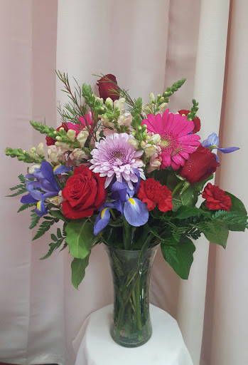 Florist «Iris Florist», reviews and photos, 21 Park Ave, Paterson, NJ 07501, USA