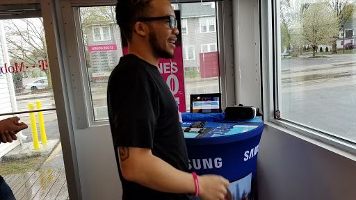 Cell Phone Store «T-Mobile», reviews and photos, 521 Belmont St, Brockton, MA 02301, USA