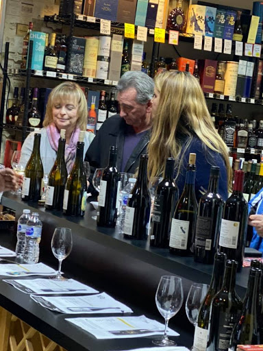 Wine Store «Mesa Foods and Liquors», reviews and photos, 28562 Oso Pkwy Ste G, Rancho Santa Margarita, CA 92688, USA