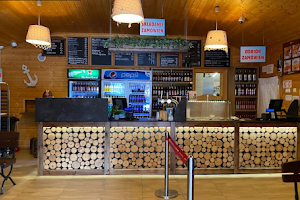 Bar & Restauracja Karmazyn Jantar image