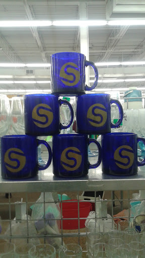 Thrift Store «Red White & Blue Thrift Stores», reviews and photos, 25 McLean Blvd, Paterson, NJ 07514, USA