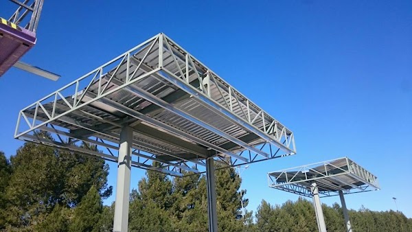 Carpintería metálica - Cerrajería Eslamy