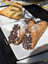 Cannolo du Restaurant italien IT - Italian Trattoria Bonne Nouvelle à Paris - n°2