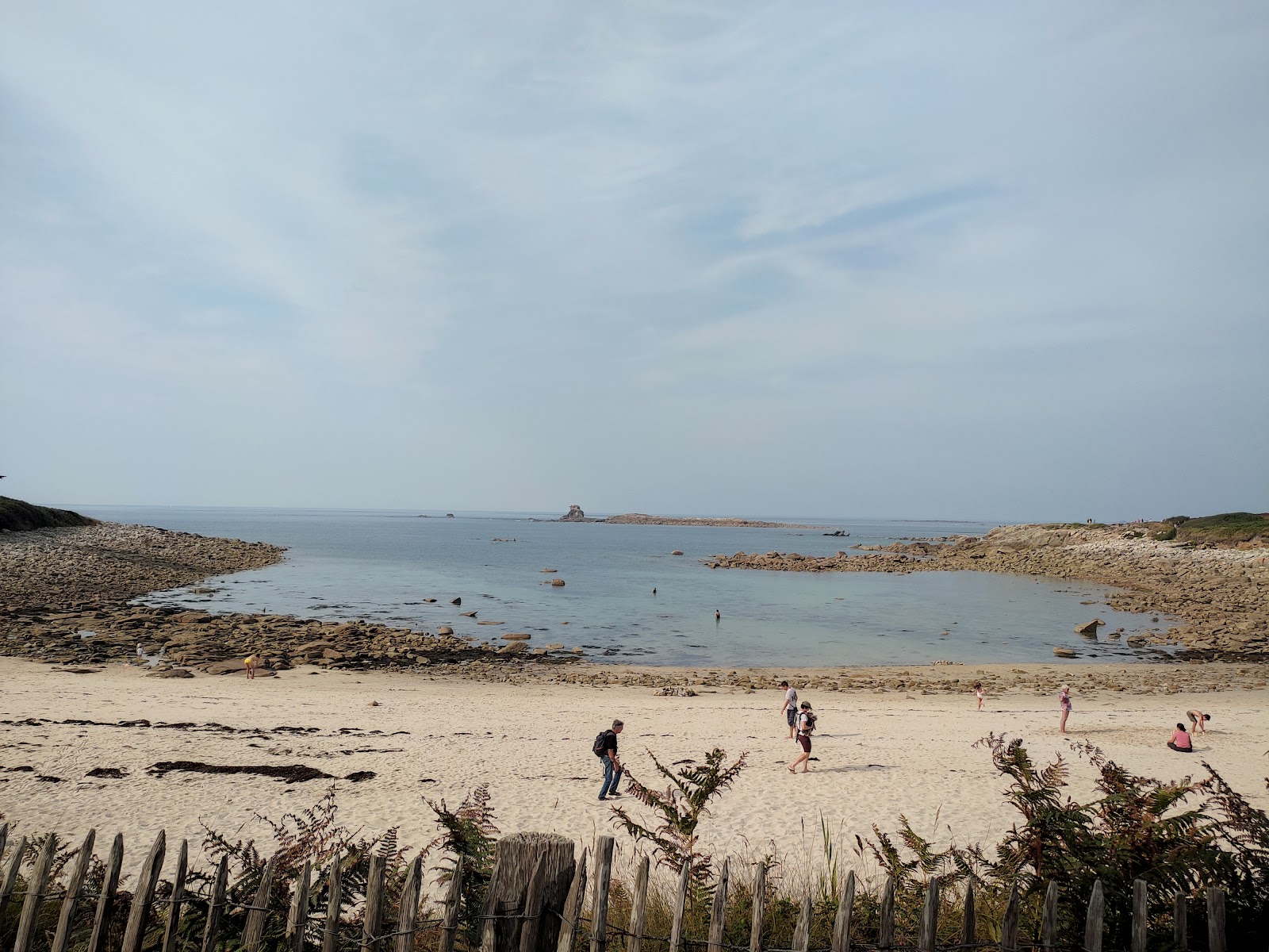 Foto von Plage de Porz Gwenn mit beiger sand & steine Oberfläche