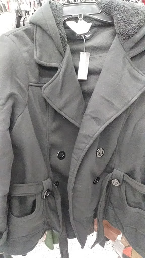 Clothing Store «Ross Dress for Less», reviews and photos, 13510 Whittier Blvd, Whittier, CA 90605, USA