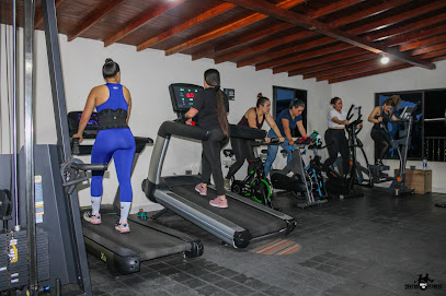 Centro de Entrenamiento Fitness Jhon F 50 - CALLE VIEJA, San Andrés de Cuerquía, Antioquia, Colombia