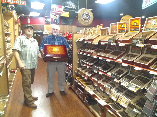 Tobacco Shop «Tobacco Depot», reviews and photos, 169 E Bloomingdale Ave, Brandon, FL 33511, USA