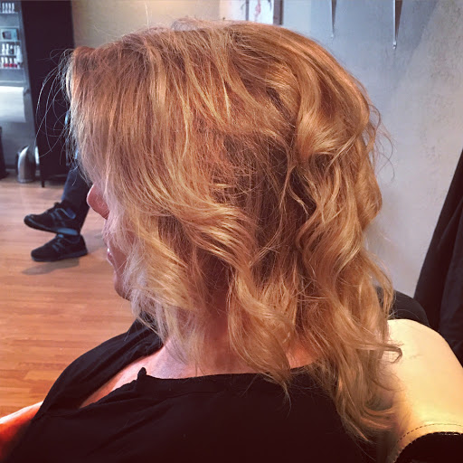 Beauty Salon «Serendipity beauty salon», reviews and photos, 553 NW U.S. 101, Lincoln City, OR 97367, USA