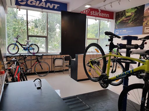 Giant Element Cycling Point (J C Cycles)