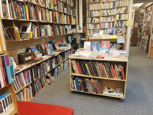 Librairie internationale l'Harmattan et Librería en español à Paris