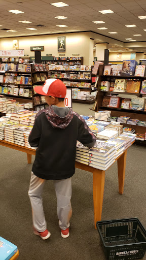 Book Store «Barnes & Noble», reviews and photos, 7685 W Bell Rd, Peoria, AZ 85382, USA
