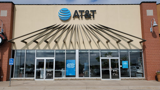 AT&T, 4701 1st Ave SE Ste 6, Cedar Rapids, IA 52402, USA, 