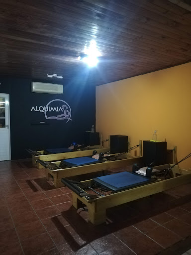 ALQUIMIA Pilates, stretching y más...