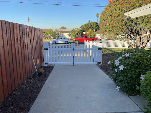 Fence contractor West Covina