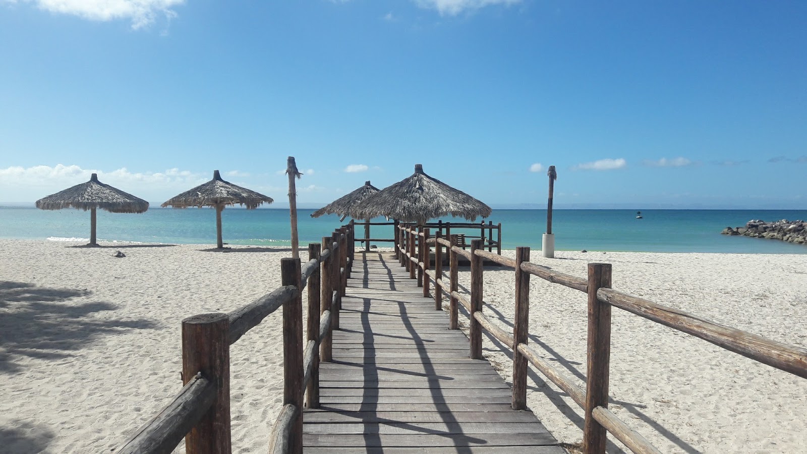 Fotografie cu Playa El Caimancito cu nivelul de curățenie înalt