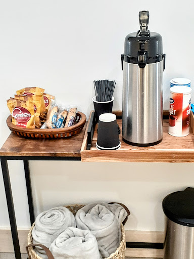 Hair Salon «Got Hair? Color Salon», reviews and photos, 9957 Interstate 10 Frontage Rd, San Antonio, TX 78230, USA