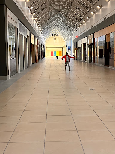 Shopping Mall «The Mall at The Source», reviews and photos, 1504 Old Country Rd, Westbury, NY 11590, USA