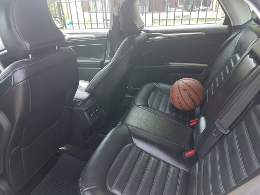 Car Wash «D Town Tires & Carwash», reviews and photos, 1504 S Westmoreland Rd, Dallas, TX 75211, USA