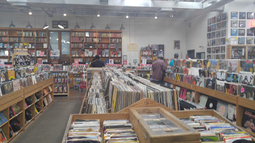 Places to sell used books Dallas