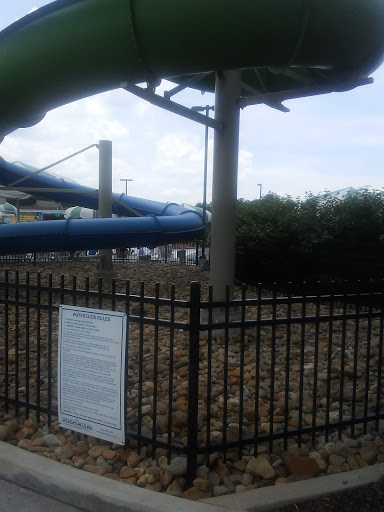 Water Park «Kingsport Aquatic Center», reviews and photos, 1820 Meadowview Pkwy, Kingsport, TN 37660, USA