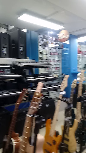 Casa Musical Velasco - Tienda de instrumentos musicales