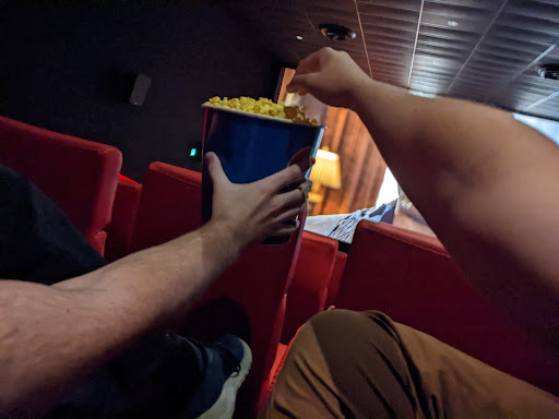 Movie Theater «Regal Cinemas Warrington Crossing 22 & IMAX», reviews and photos, 140 Easton Rd, Warrington, PA 18976, USA