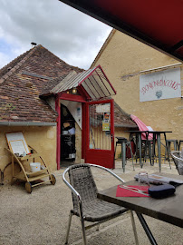 Atmosphère du Restaurant Le donjon de bacchus à Angles-sur-l'Anglin - n°7