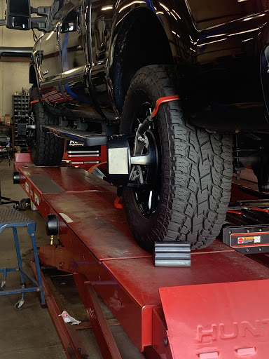 Auto Machine Shop «Bayside Auto and Tire Center», reviews and photos, 1904 Bay St, Fall River, MA 02724, USA