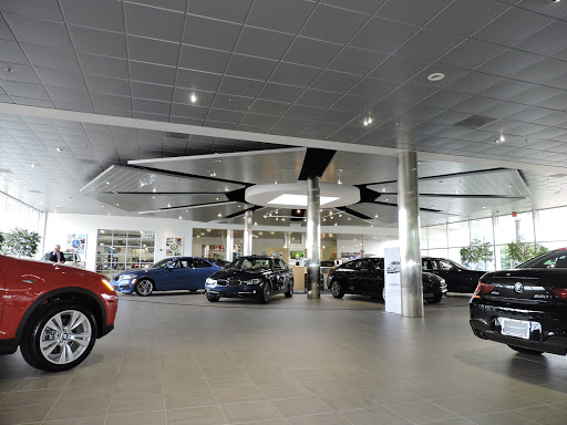 Car Dealer «Umansky Motor Cars», reviews and photos, 1400 W Silver Spring Dr #101, Milwaukee, WI 53209, USA