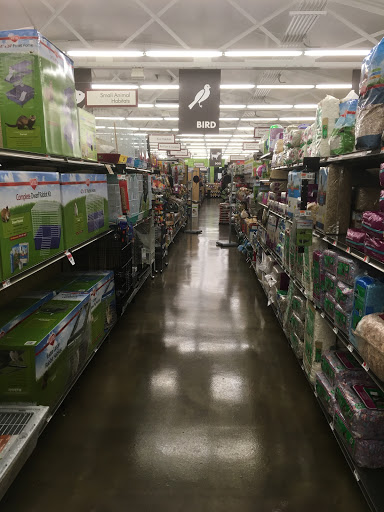 Pet Supply Store «Pet Supplies Plus», reviews and photos, 2223 Concord Pike, Wilmington, DE 19803, USA