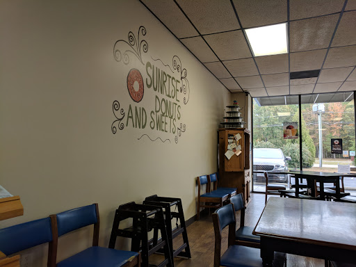 Donut Shop «Sunrise Donuts and Sweets», reviews and photos, 4744 George Washington Memorial Hwy, Hayes, VA 23072, USA