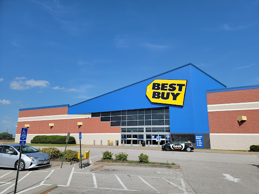 Electronics Store «Best Buy», reviews and photos, 5651 S Service Rd, St Peters, MO 63376, USA