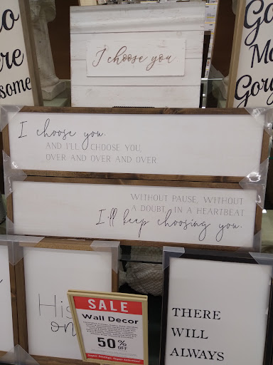 Craft Store «Hobby Lobby», reviews and photos, 11 W 39th St, Kearney, NE 68847, USA