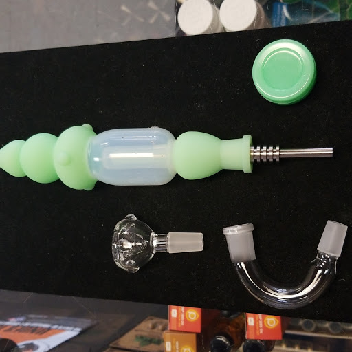 Tobacco Shop «Zaragoza Smoke Shop», reviews and photos, 835 N Zaragoza Rd Suite F, El Paso, TX 79907, USA