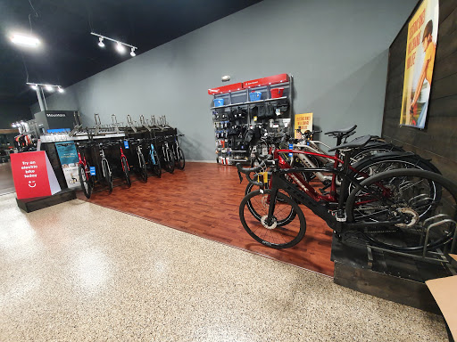 Bicycle Store «Trek Bicycle Store», reviews and photos, 1925 Skokie Valley Rd, Highland Park, IL 60035, USA
