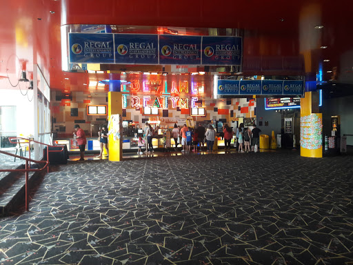 Movie Theater «Regal Promenade Palace Stadium 12», reviews and photos, 4107 S Yale Ave, Tulsa, OK 74135, USA