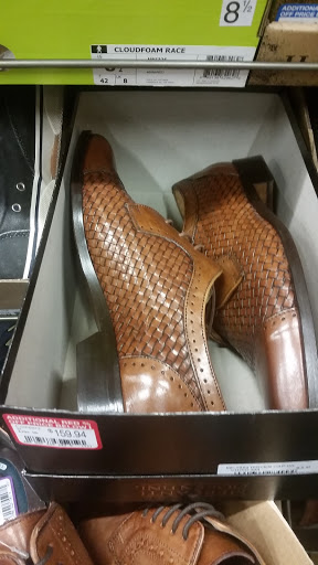 Shoe Store «DSW Designer Shoe Warehouse», reviews and photos, 10100 W McDowell Rd, Avondale, AZ 85392, USA