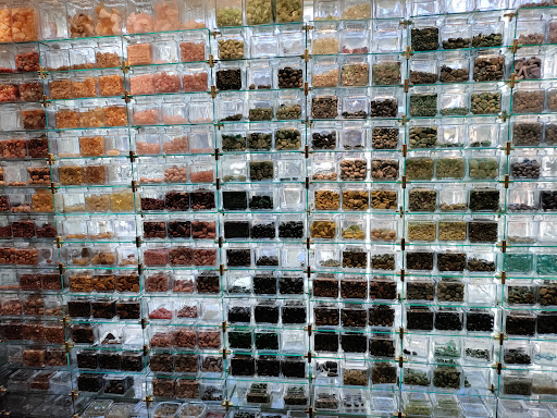 Book Store «Phoenix & Dragon Bookstore», reviews and photos, 5531 Roswell Rd NE, Sandy Springs, GA 30342, USA