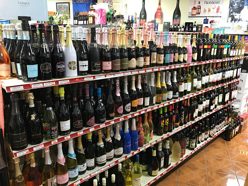 Liquor Store «Stonefield Liquor & Disc Tobacco», reviews and photos, 4801 Wilson Rd, Humble, TX 77396, USA