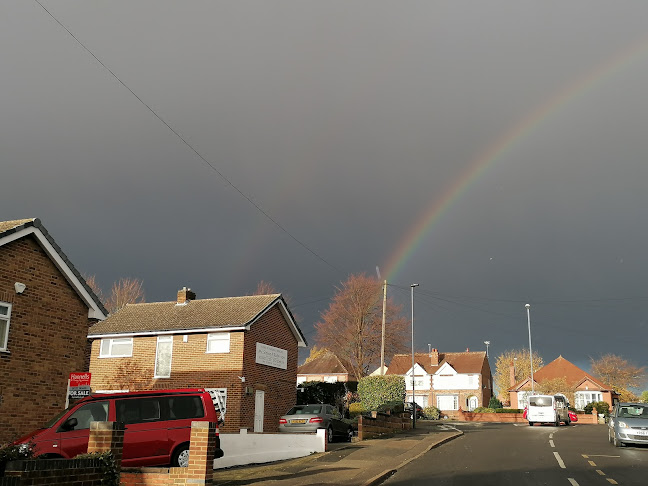 Mr Simon P Robinson - Registered Osteopath - Derby