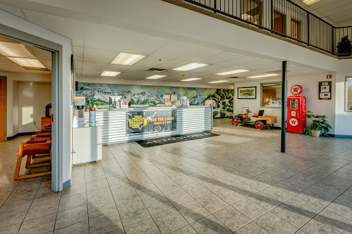 Auto Repair Shop «Green Mountain Auto World», reviews and photos, 345 S Union Blvd, Lakewood, CO 80228, USA